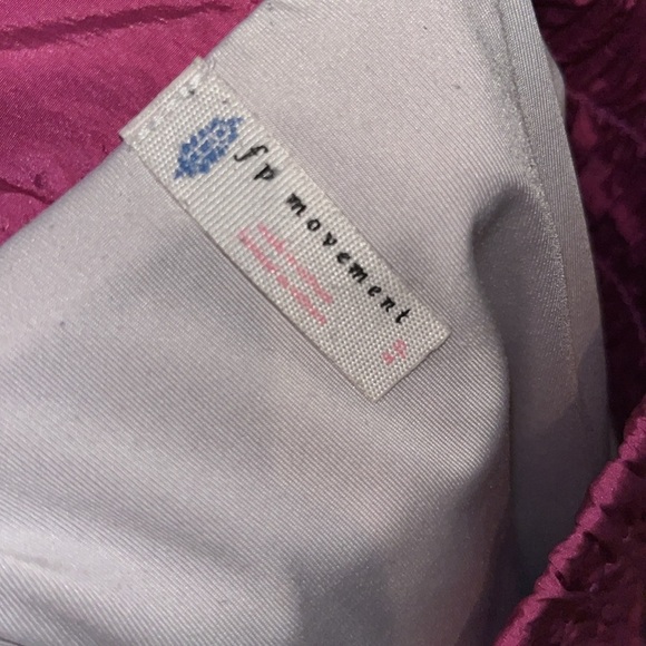 FP Movement Free People The Way Home High Rise Athletic Shorts | Size Small - Picture 6 of 6